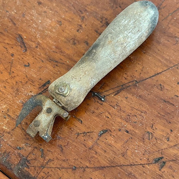 Antique vintage opener - Picture 1 of 1